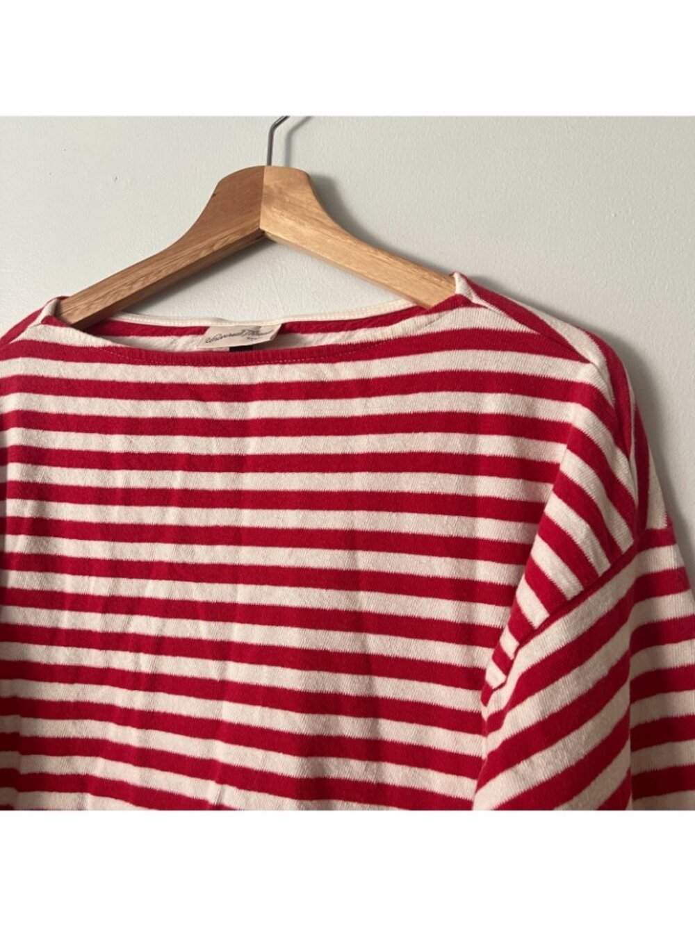 Universal Thread Red & White Stripe Boat Neck Long Sleeve Shirt Women's Size L - Picture 3 of 9